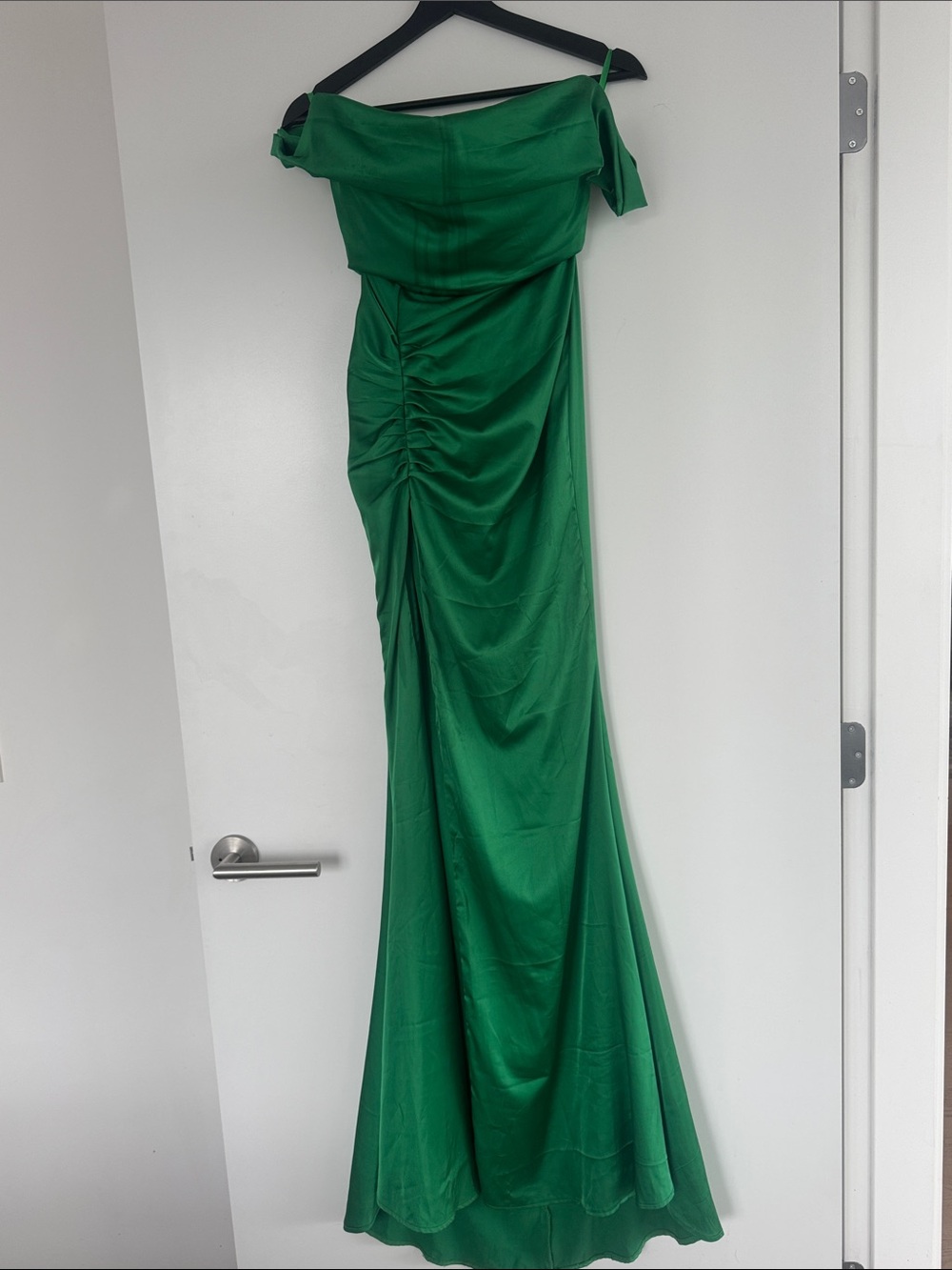 Emerald Moda Glam Off-Shoulder Ruched Evening Gown